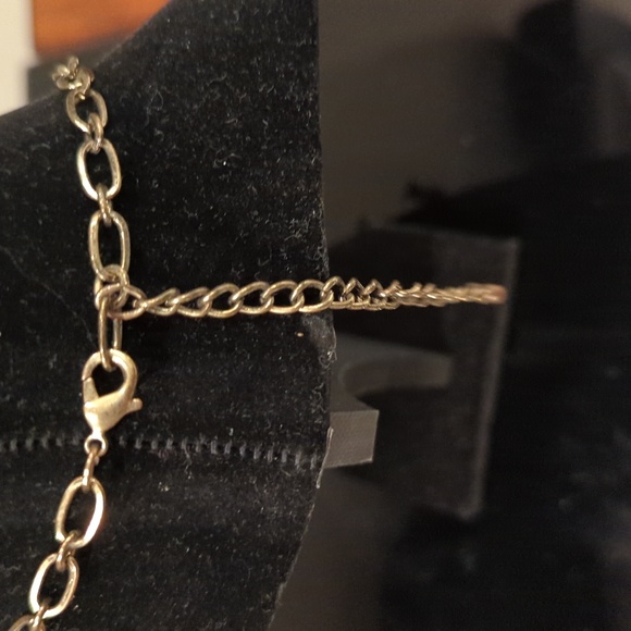 Crystal Statement Necklace - Picture 5 of 7